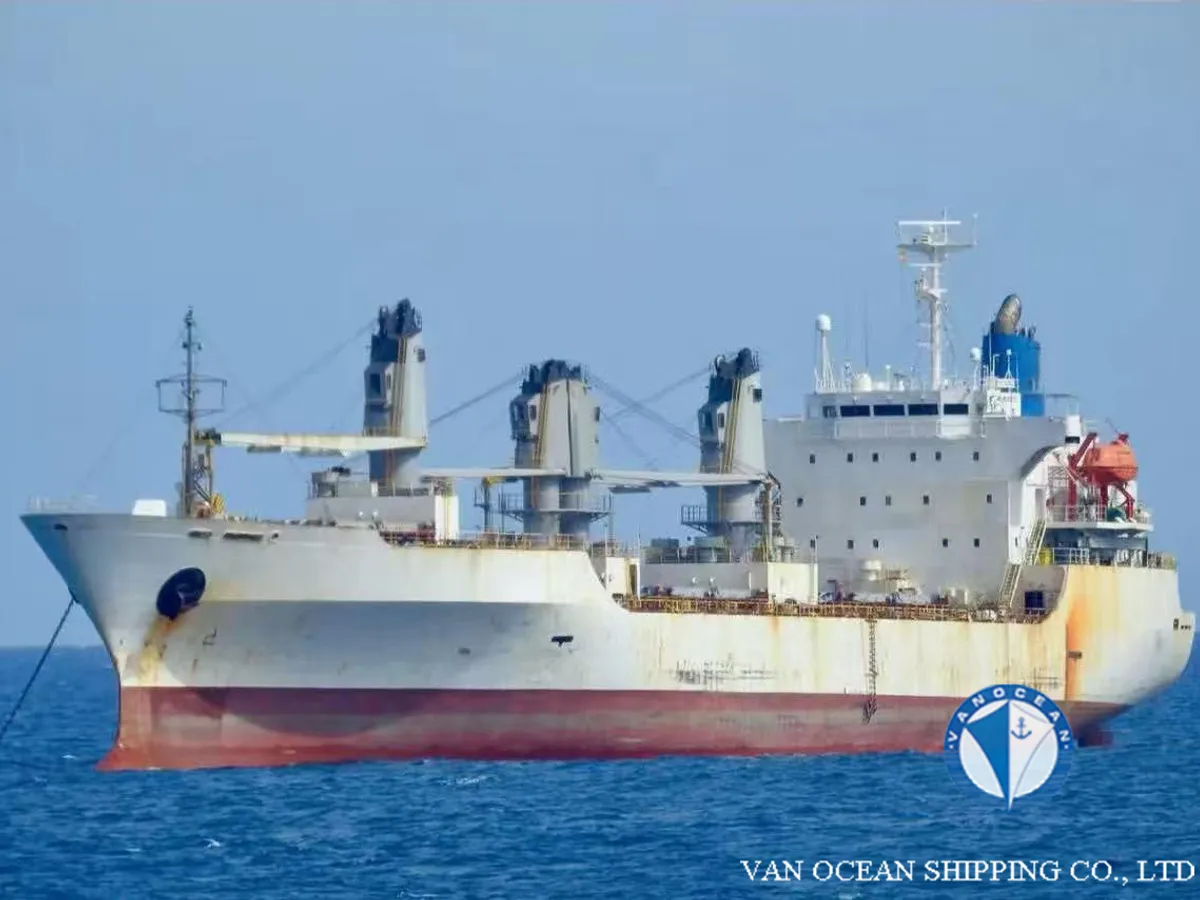 Navio frigorífico à venda