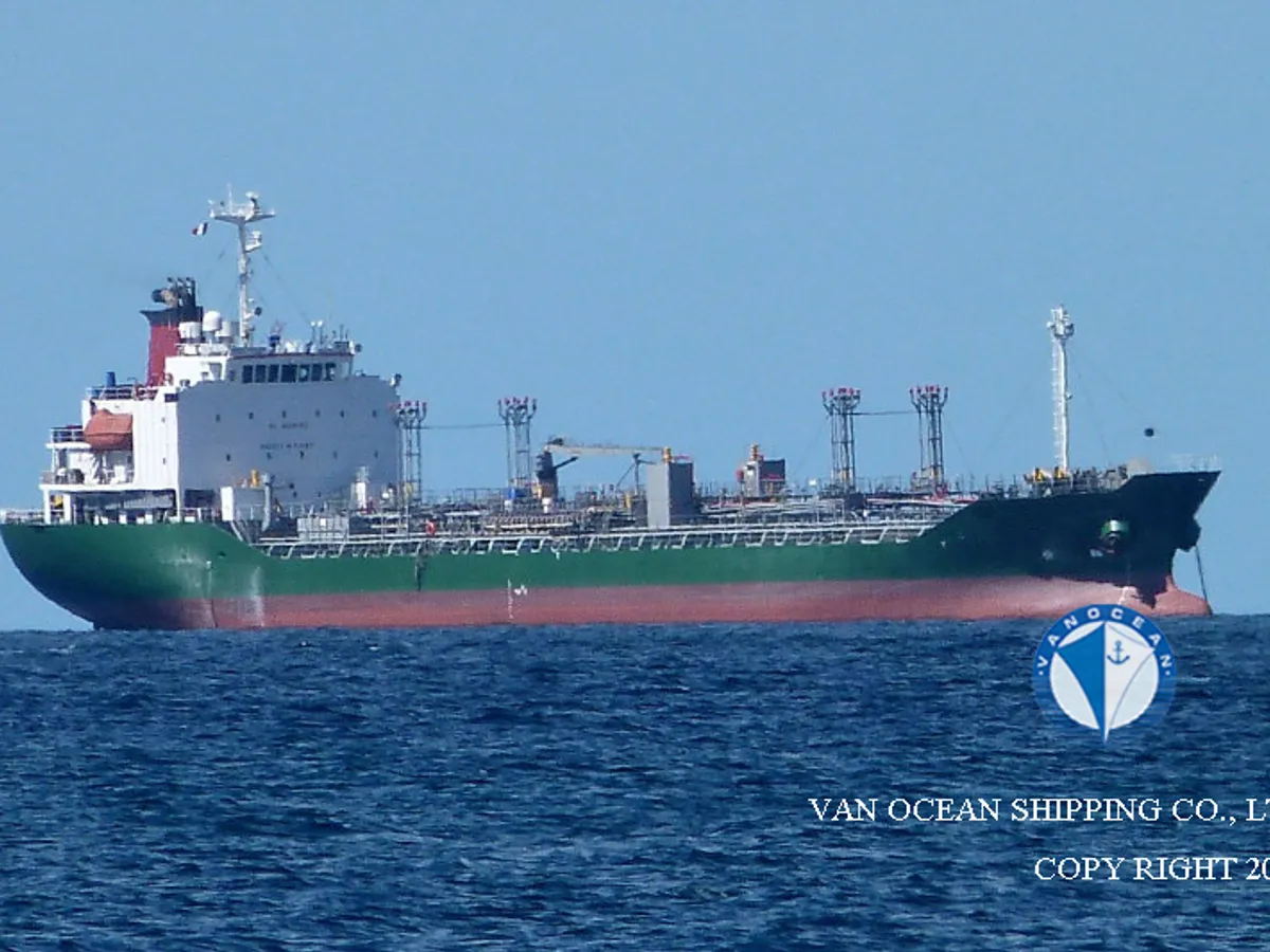 Navio-tanque de óleo/produtos químicos à venda