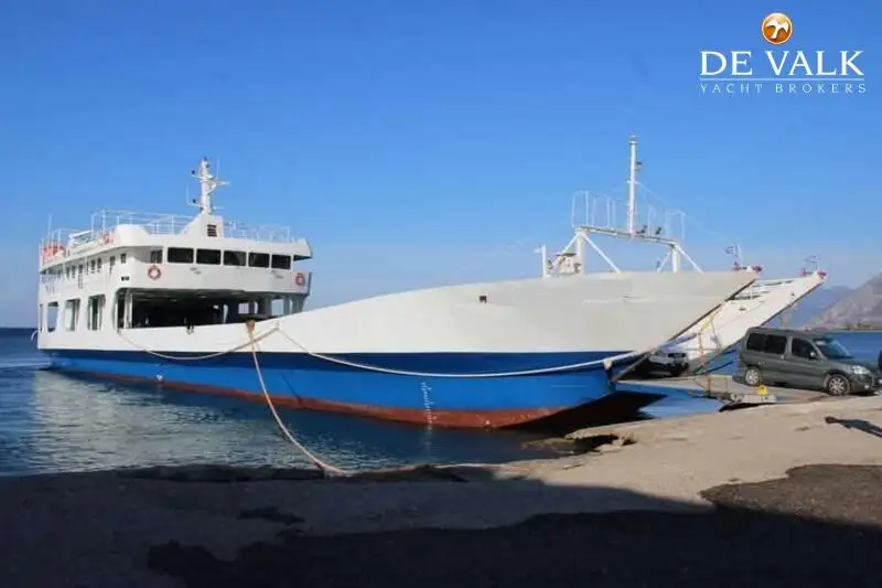 Navio de transporte de passageiros (Ferry) à venda