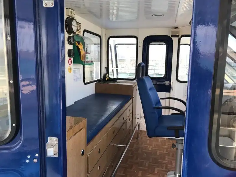 Catamarã à venda