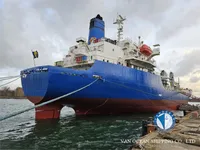 Navio frigorífico à venda