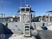 Balsa de desembarque, tanque à venda
