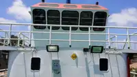 Navio de abastecimento à venda