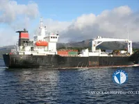 Navio frigorífico à venda