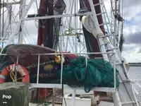 Navio de pesca de arrasto à venda