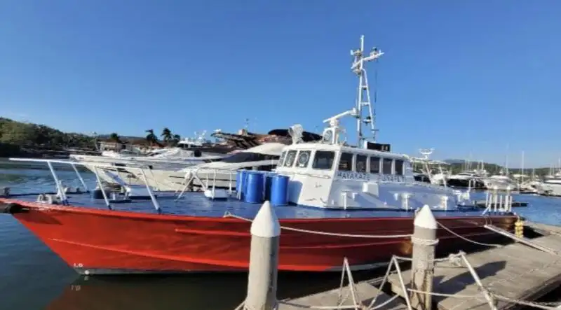Navio de patrulha à venda