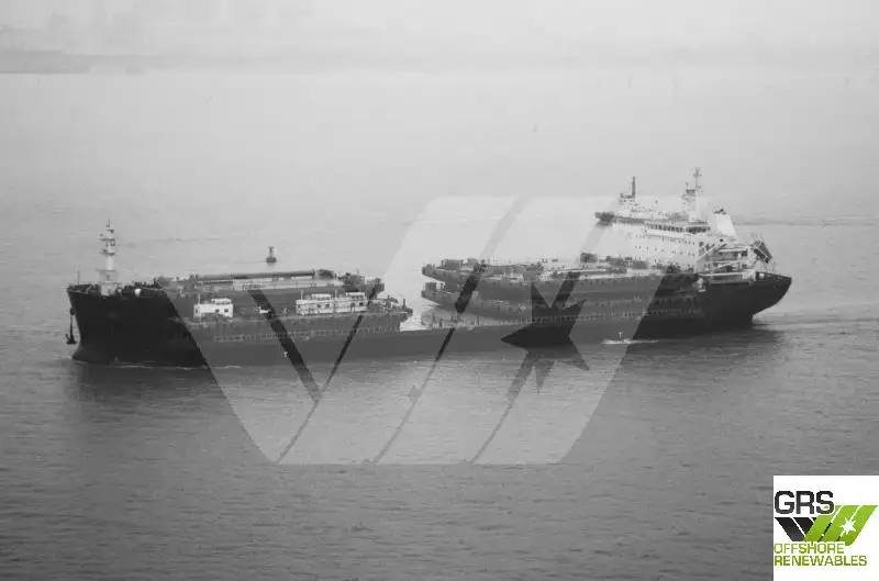 Navio de transporte de cargas pesadas à venda