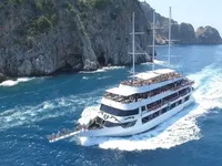 Navio de passageiros à venda