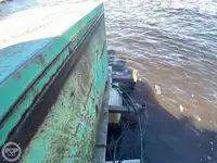 Barcaça à venda