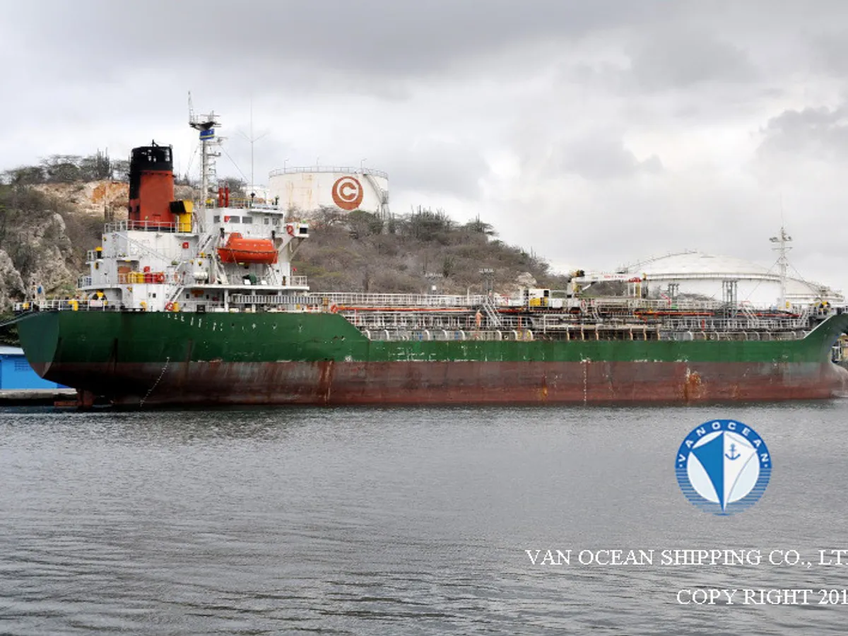 Navio-tanque de óleo/produtos químicos à venda