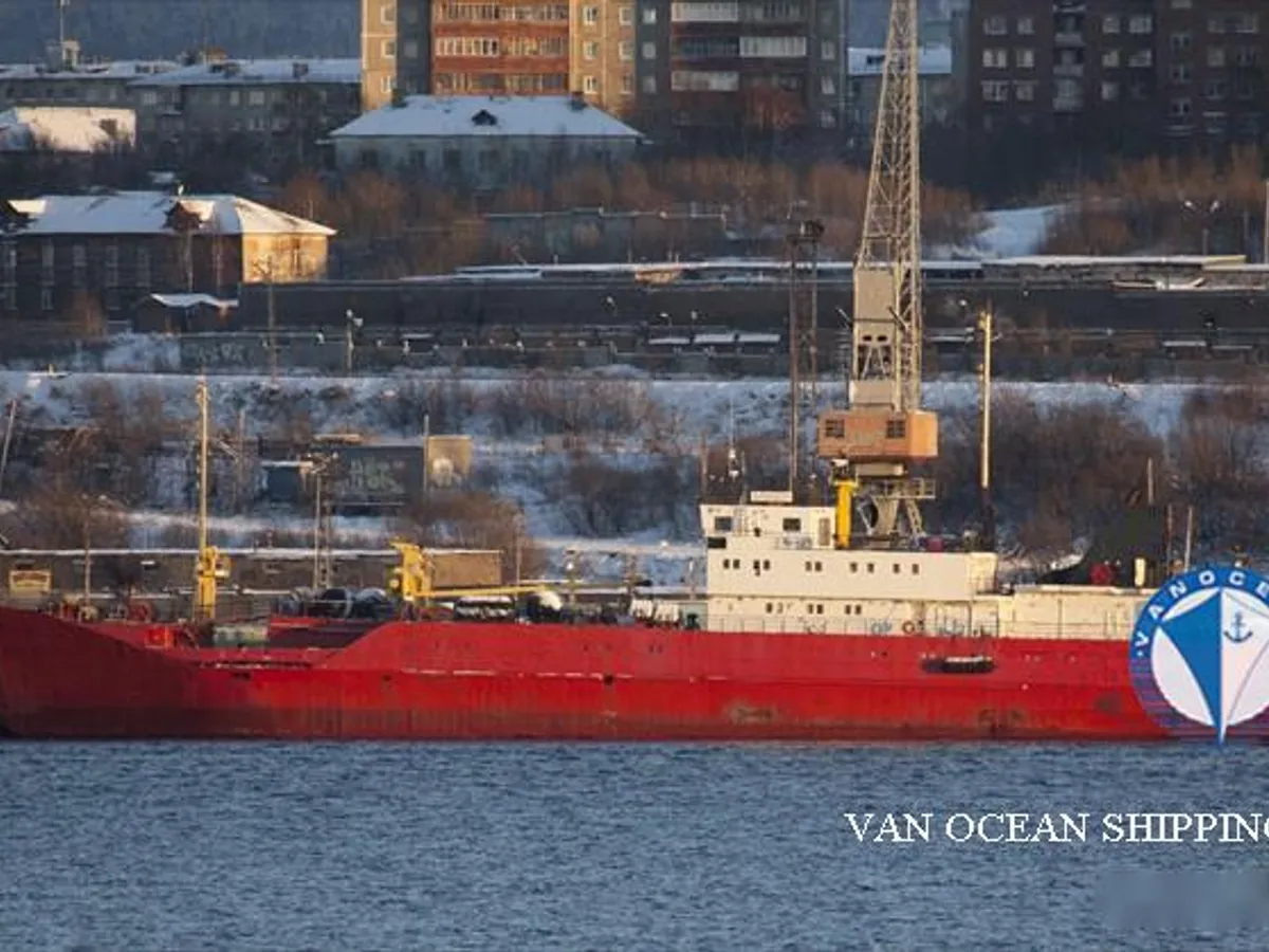Navio frigorífico à venda