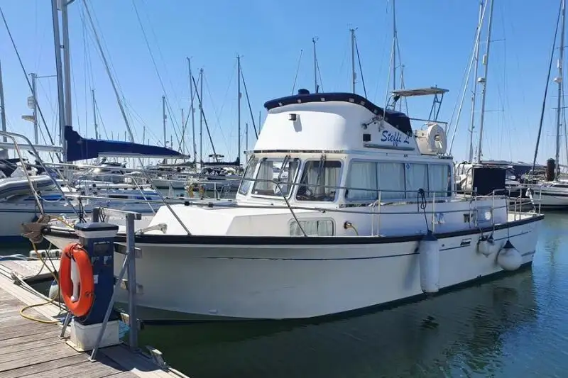 Navio de pesca de arrasto à venda