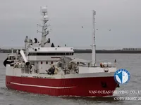 Navio de pesca de arrasto à venda