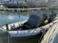 Bote inflável rígido à venda