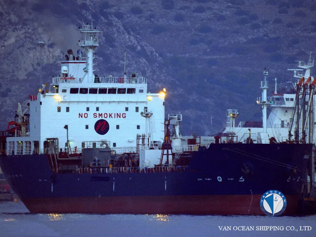 Navio-tanque de óleo/produtos químicos à venda
