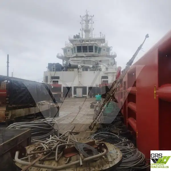 Navio de abastecimento à venda