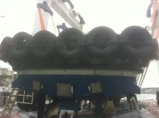 Barco de tripulação à venda