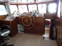 Navio de patrulha à venda
