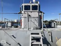 Balsa de desembarque, tanque à venda