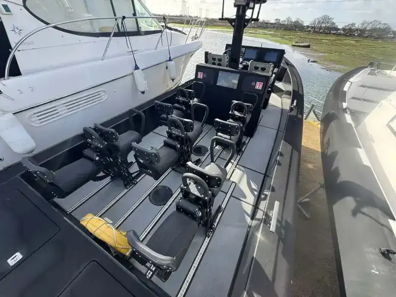 Bote inflável rígido à venda