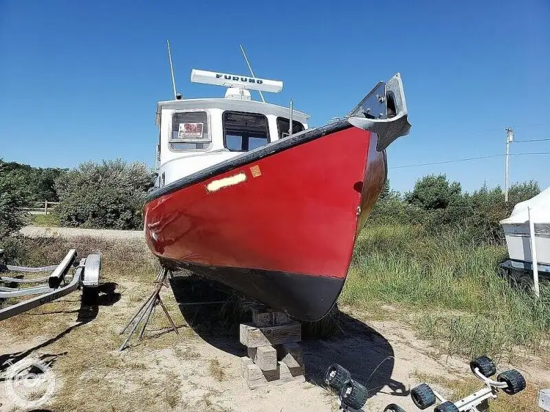 Navio de processamento de peixe à venda