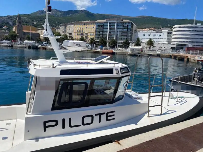 Barco piloto à venda