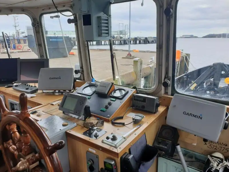 Barcos de trabalho à venda