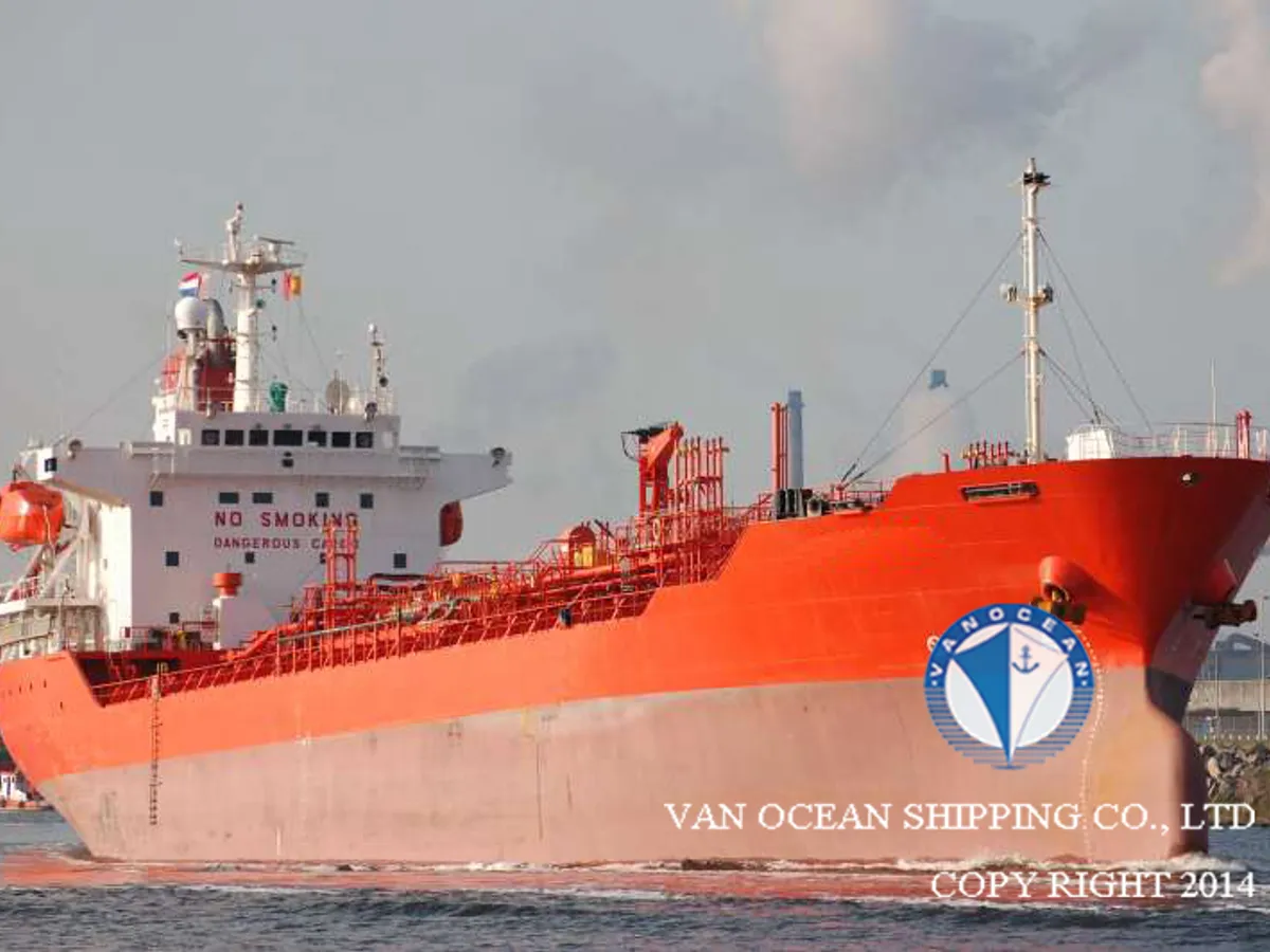 Navio-tanque de óleo/produtos químicos à venda
