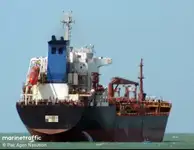 Oil/Chemical tanker à venda