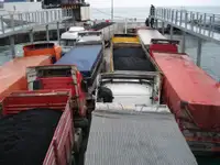 Navio de cruzeiro e ferry à venda
