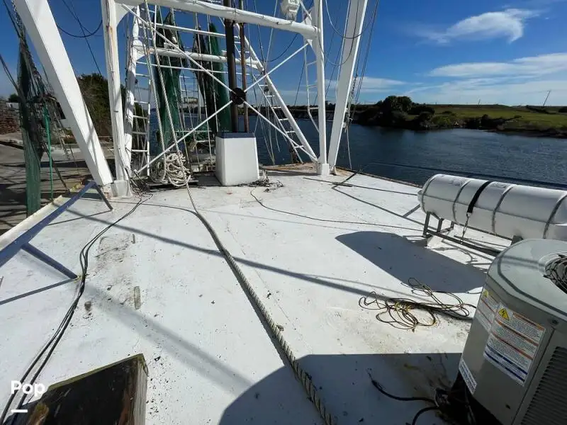 Navio de pesca de arrasto à venda
