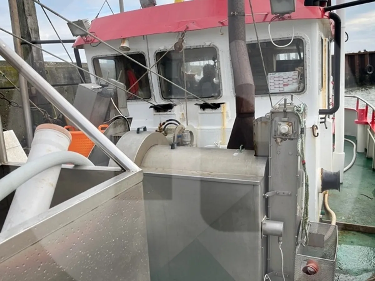 Navio de pesca de arrasto de rede de fundo à venda