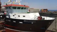 Navio de abastecimento à venda