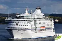 Navio de cruzeiro à venda