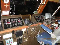 Barco de tripulação à venda