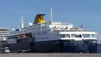 Navio de cruzeiro à venda