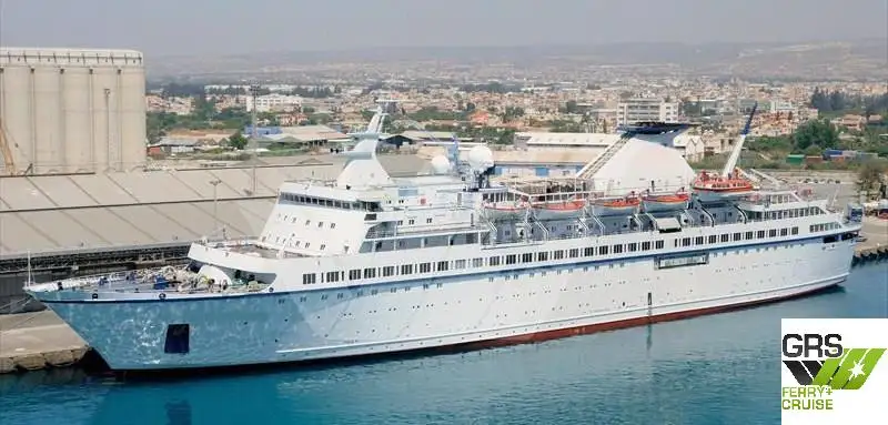 Navio de cruzeiro à venda