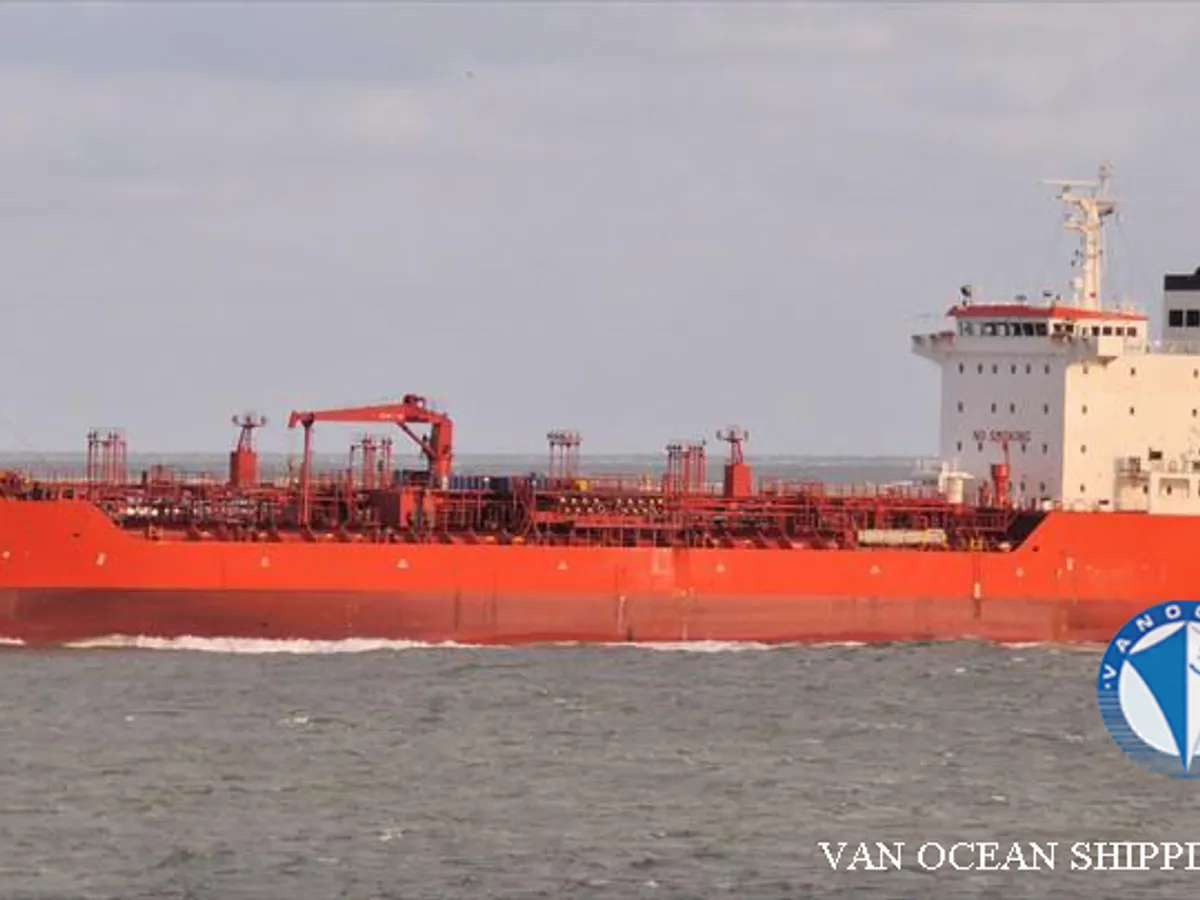 Navio-tanque de óleo/produtos químicos à venda
