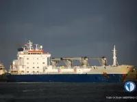 Navio frigorífico à venda