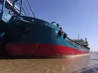 Barcaça à venda