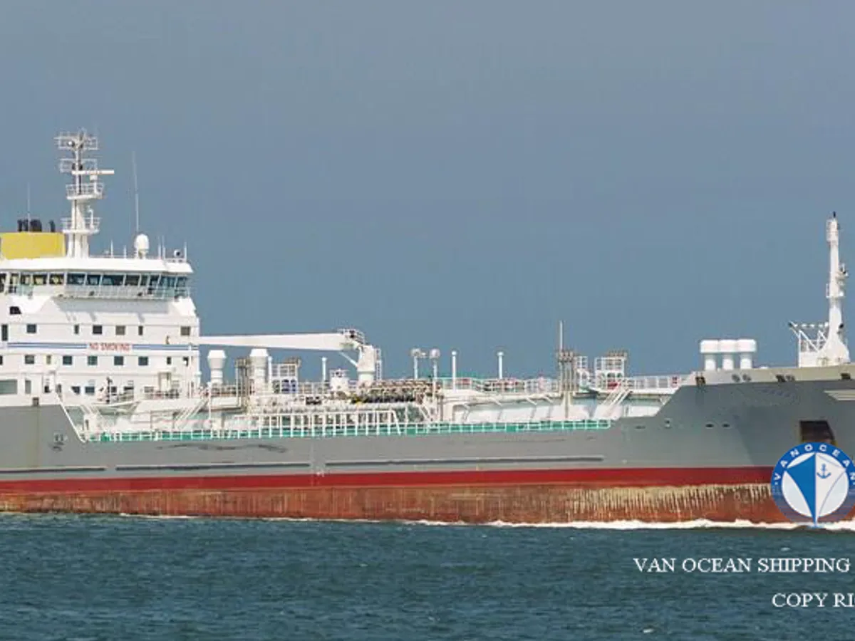 Navio-tanque de óleo/produtos químicos à venda