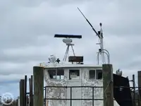 Navio de abastecimento à venda
