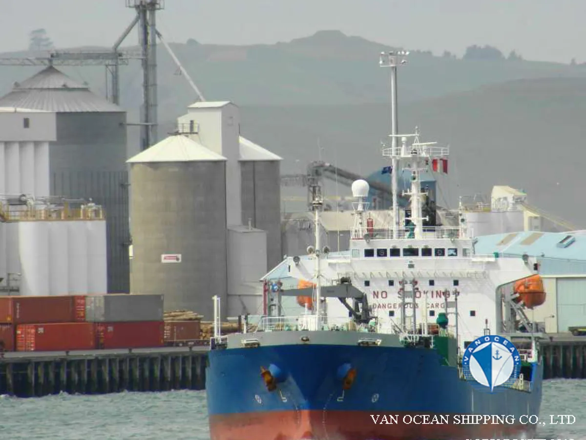 Navio-tanque de óleo/produtos químicos à venda