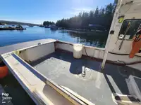 Navio de processamento de peixe à venda