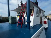Navio de patrulha à venda