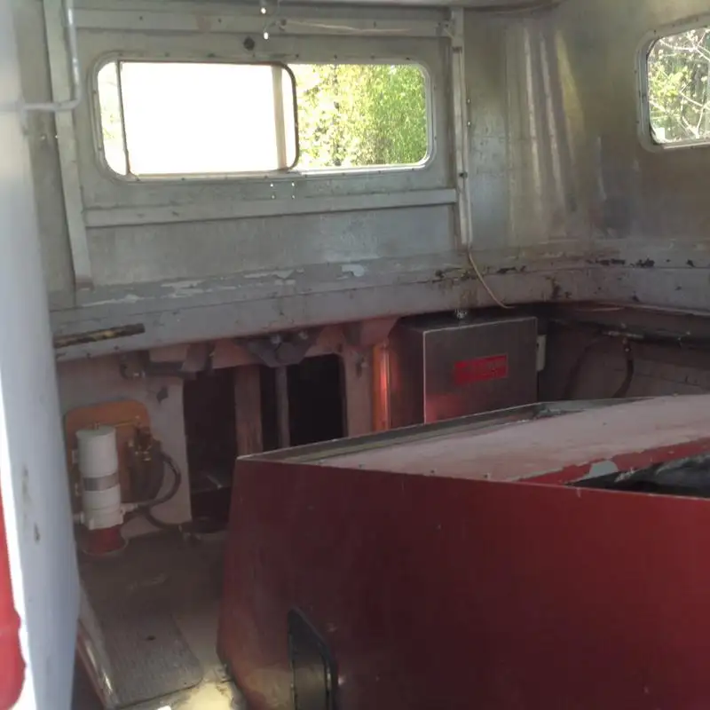 Balsa de desembarque, tanque à venda