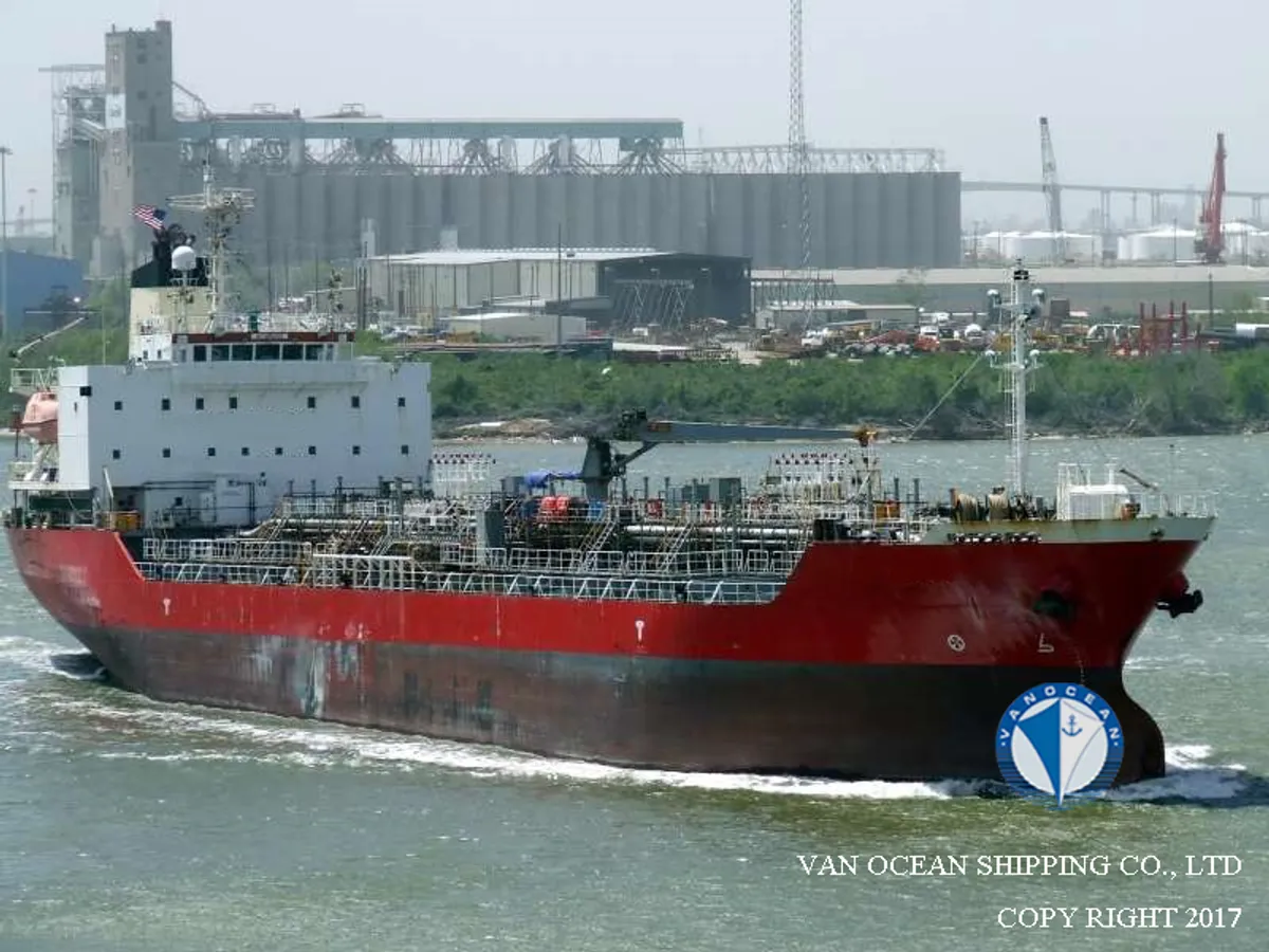Navio-tanque de óleo/produtos químicos à venda