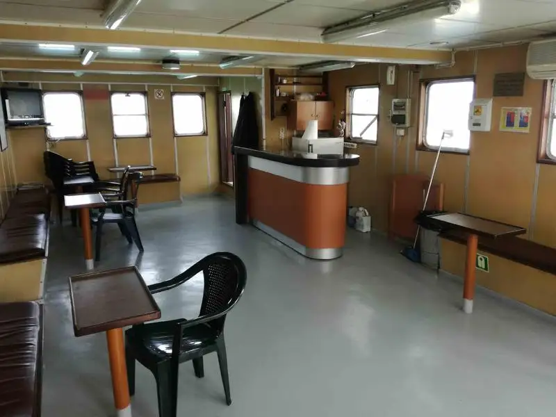 Balsa de desembarque, tanque à venda