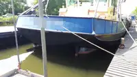 Navio de pesca de arrasto à venda