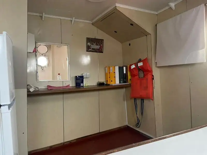 Rebocador à venda